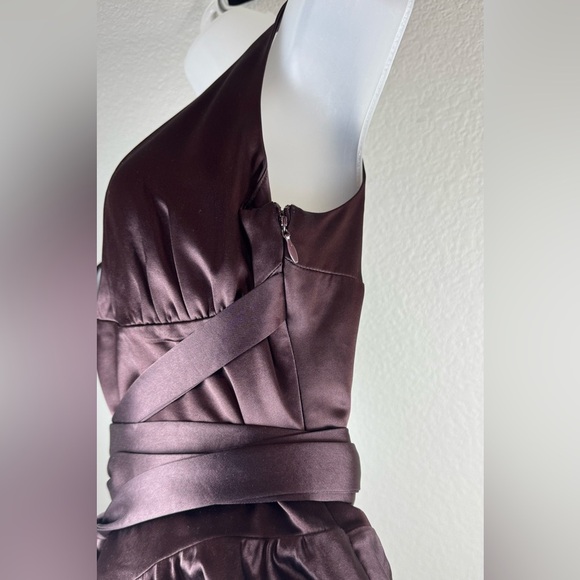 House of CB Shiema Rich Brown Fit & Flare Deep Vneck Mini Dress Size S Party - Picture 4 of 11